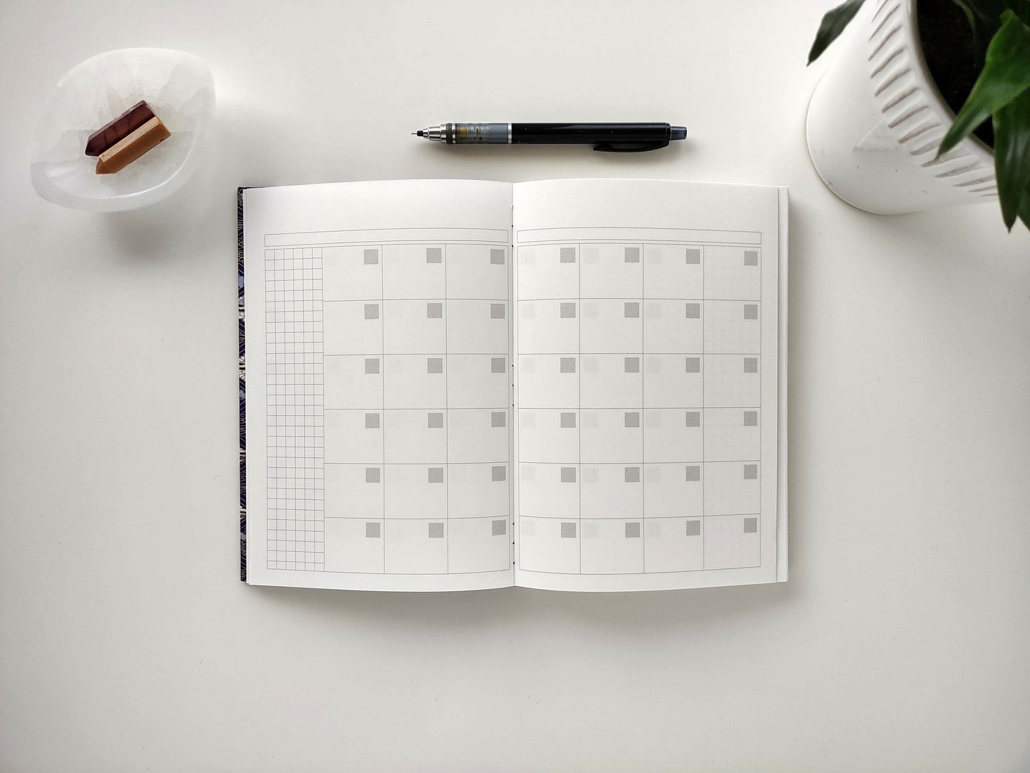 Purple Tiles Undated Weekly Planner