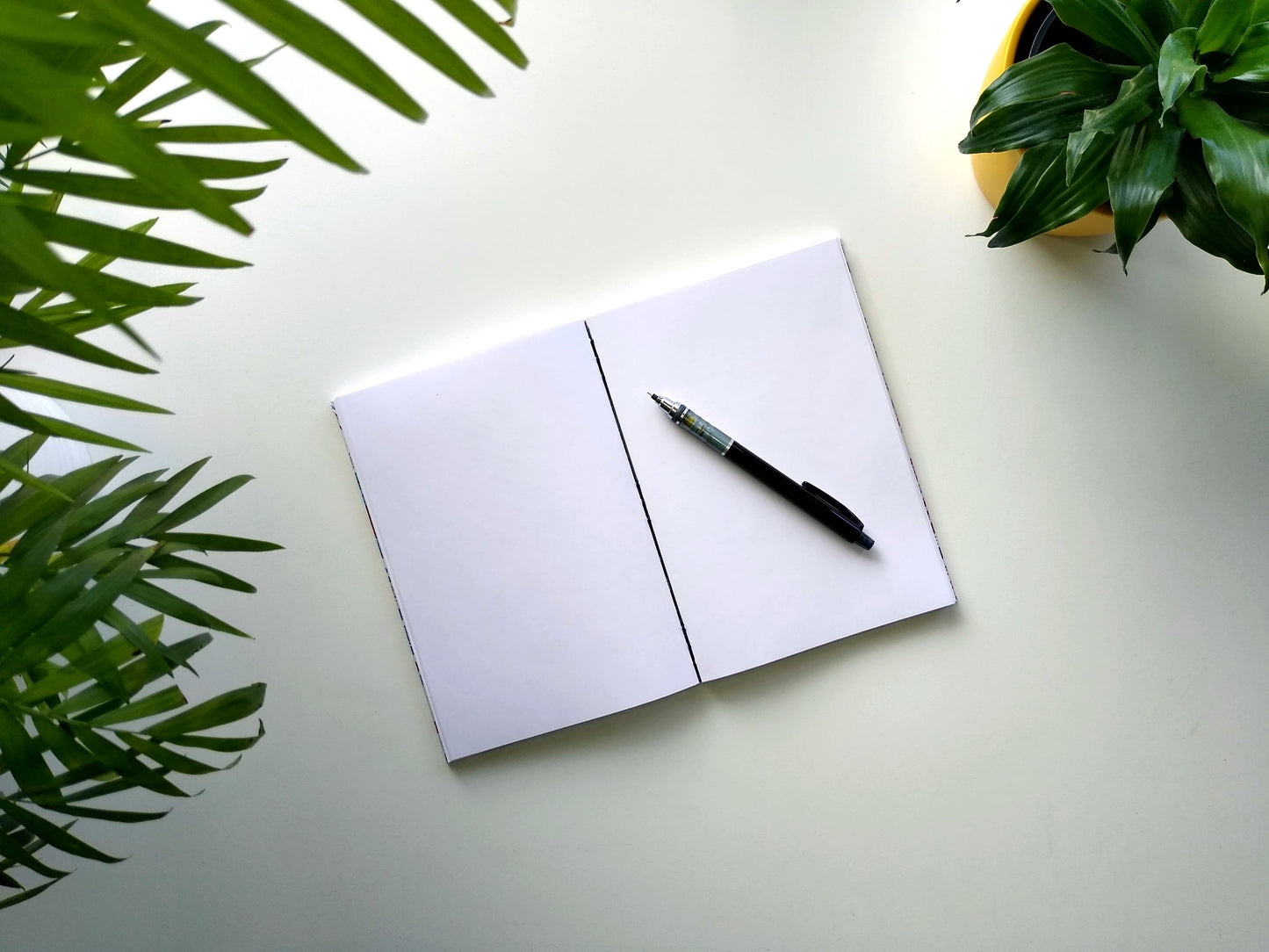 Marbled Triomphe Journal