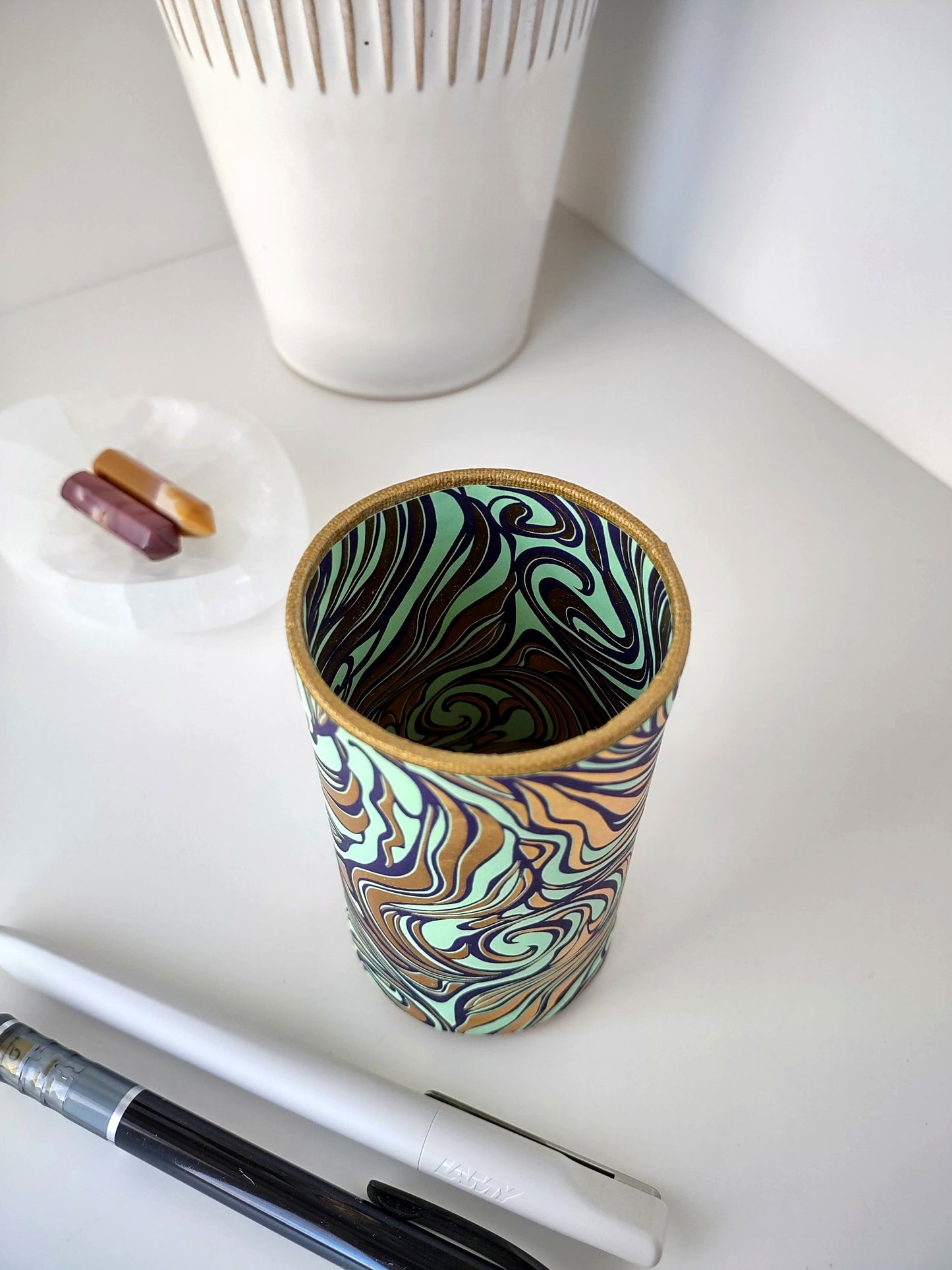 Golden Wind Pencil Cup