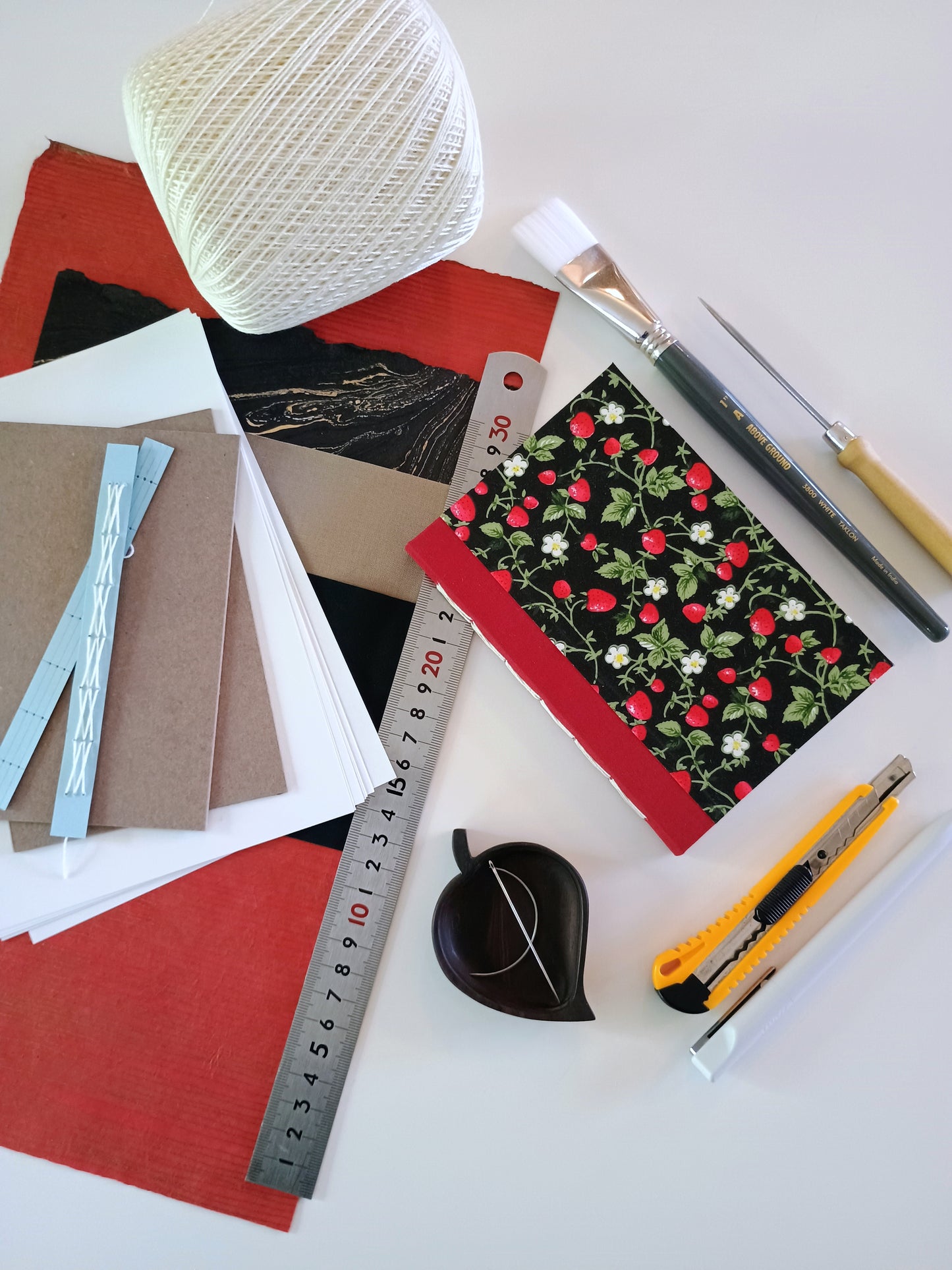 September 27 - Hardcover Longstitch Bookbinding Class