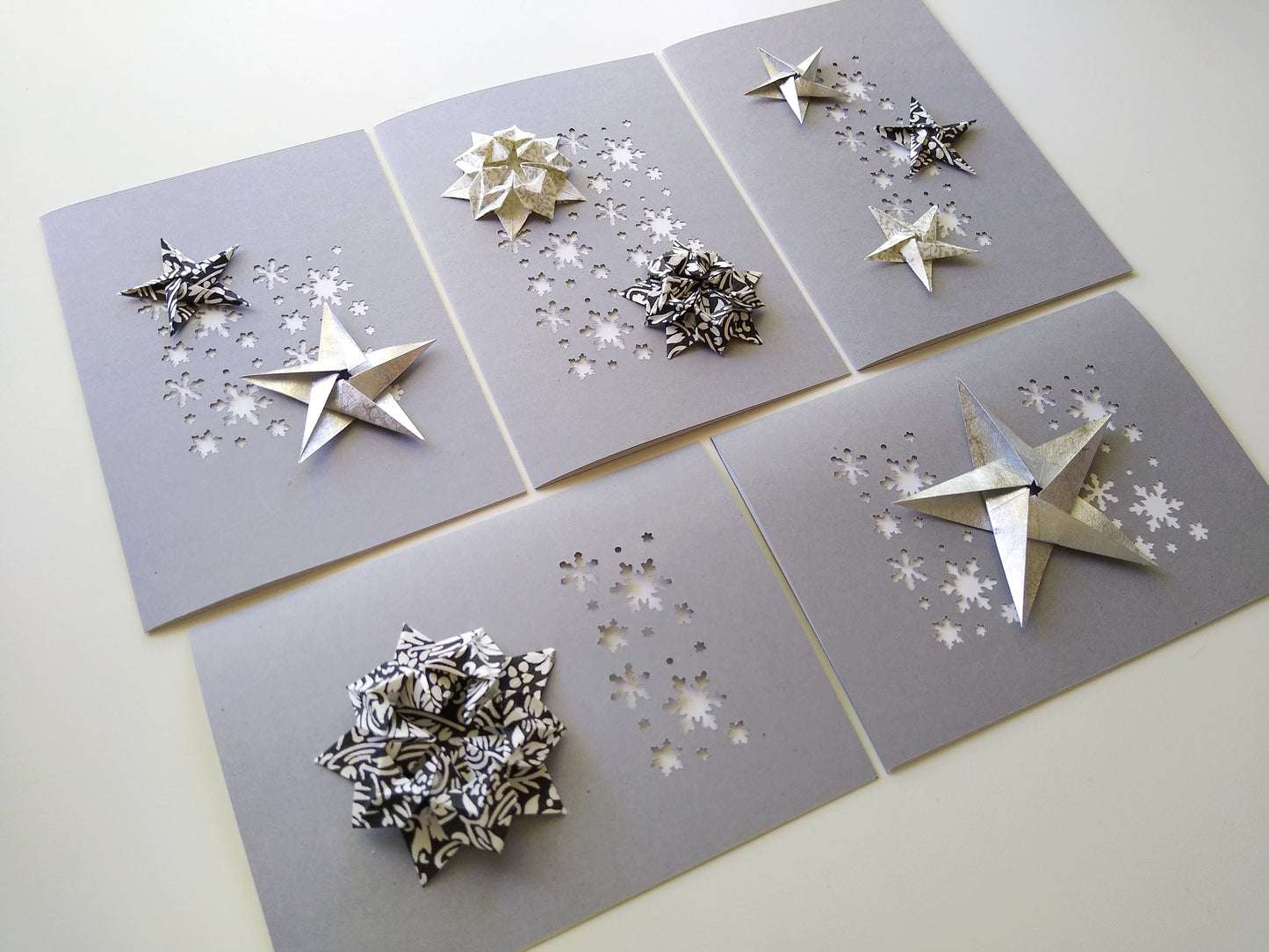 Premium Star and Snow Holiday Cards (Set of 5)