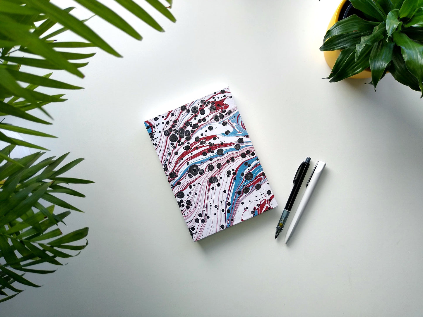Marbled Triomphe Journal